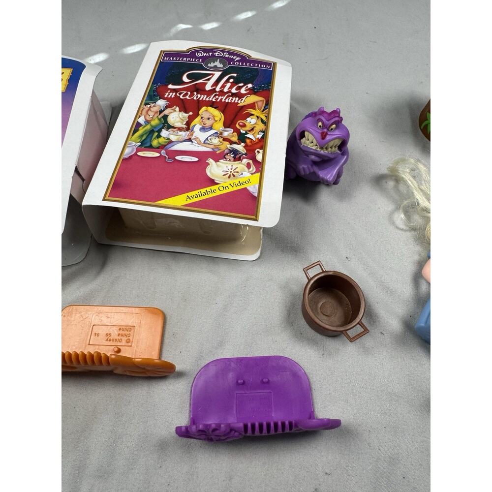 Disney Vintage Happy Meal Toys Lot 9 Pc Alice In Wonderland Pocahontas - Picture 3 of 6